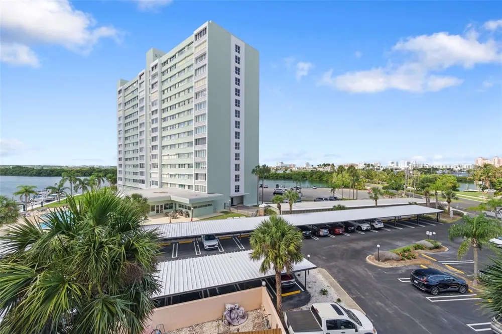 51 ISLAND WAY #411 Clearwater Beach, FL 33767