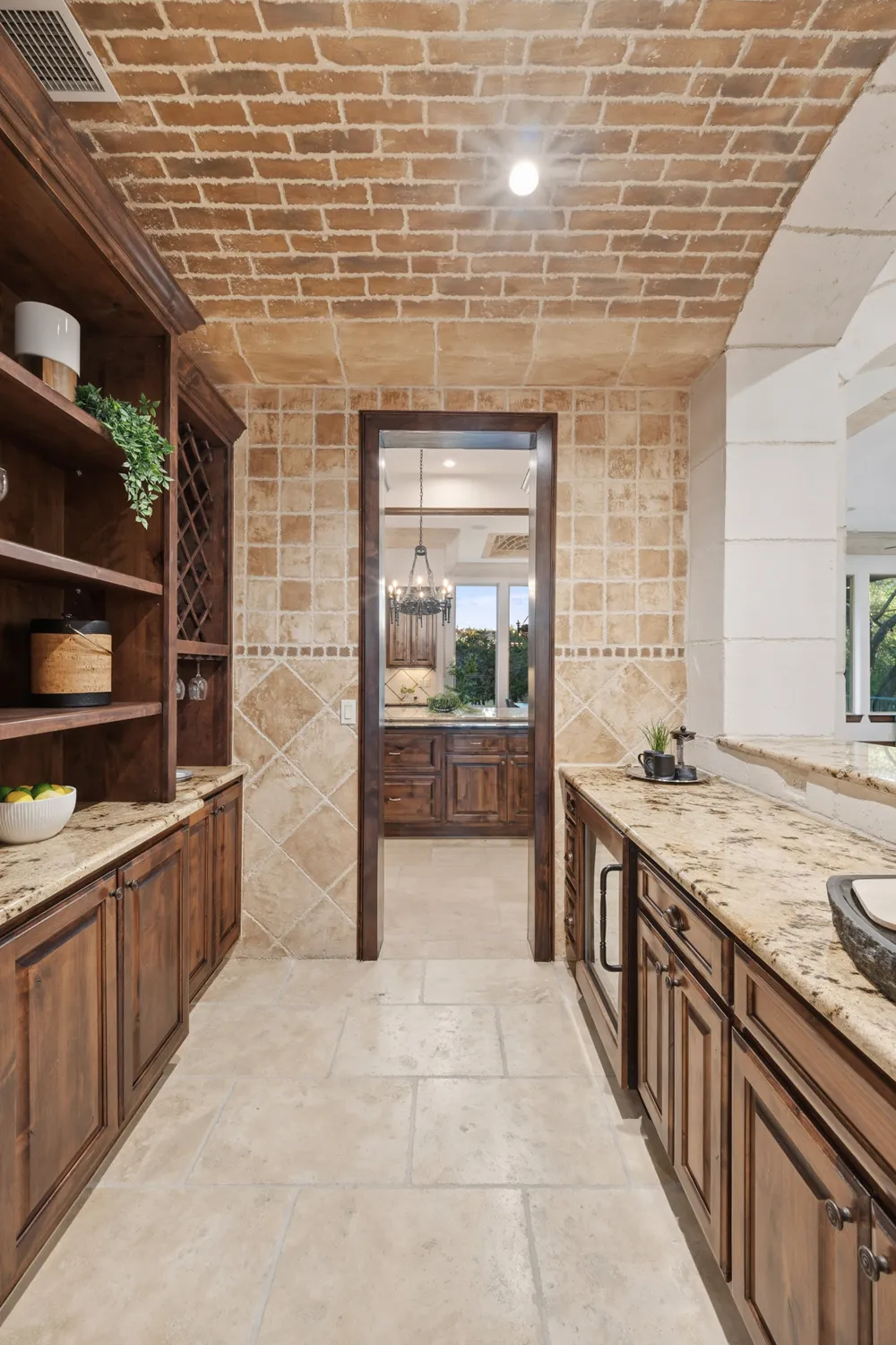 504 Black Wolf Run Lakeway, TX 78738