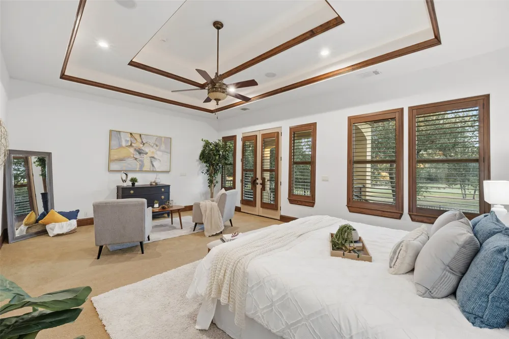 504 Black Wolf Run Lakeway, TX 78738