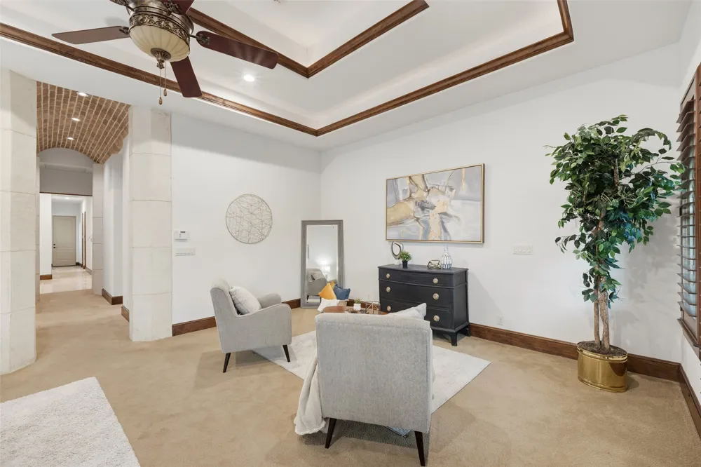 504 Black Wolf Run Lakeway, TX 78738