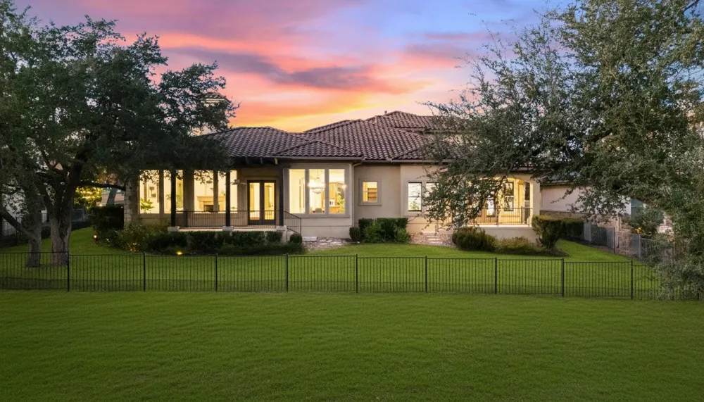 504 Black Wolf Run Lakeway, TX 78738