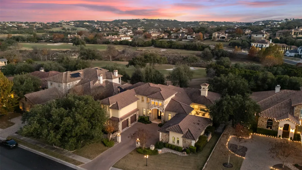 504 Black Wolf Run Lakeway, TX 78738