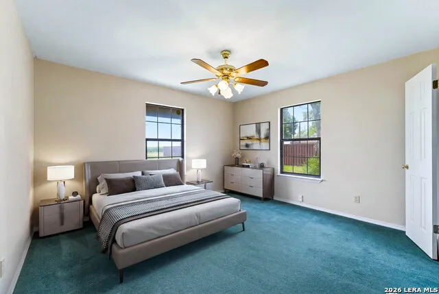 5745 FM 471 N Rio Medina, TX 78066