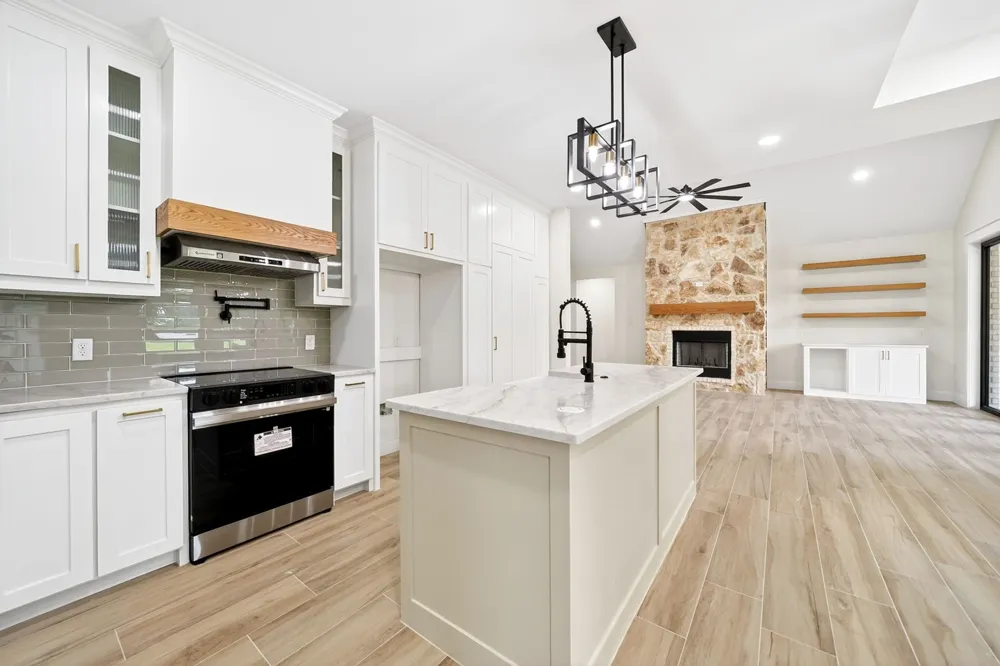 120 Springwood Road Enchanted Oaks, TX 75156