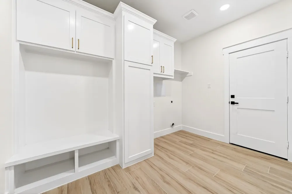 120 Springwood Road Enchanted Oaks, TX 75156