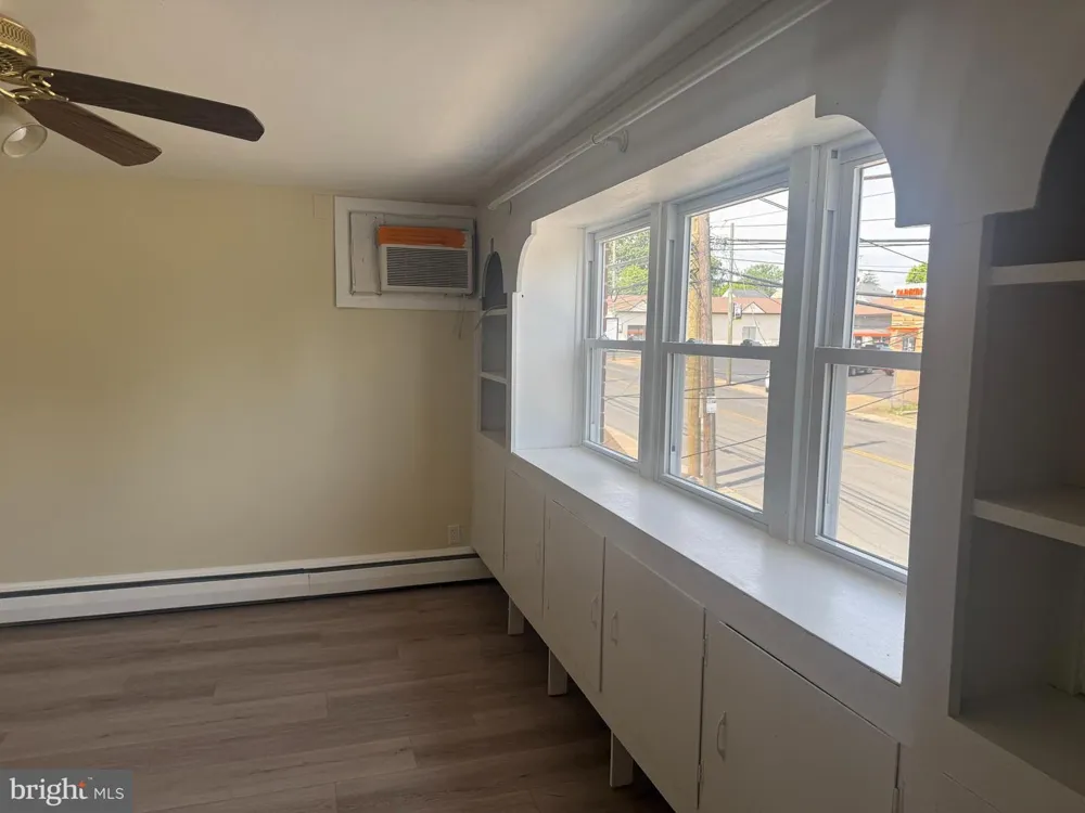 1620 MACDADE BOULEVARD #2ND FLR Folsom, PA 19033