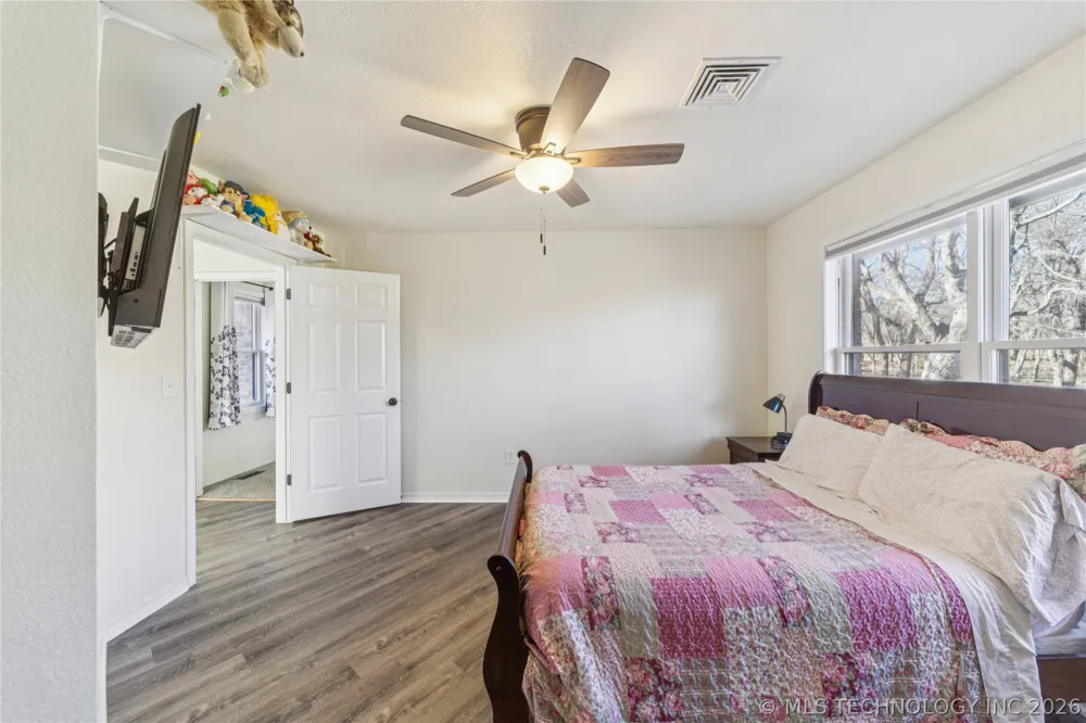 1701 Hopi Street Chouteau, OK 74337