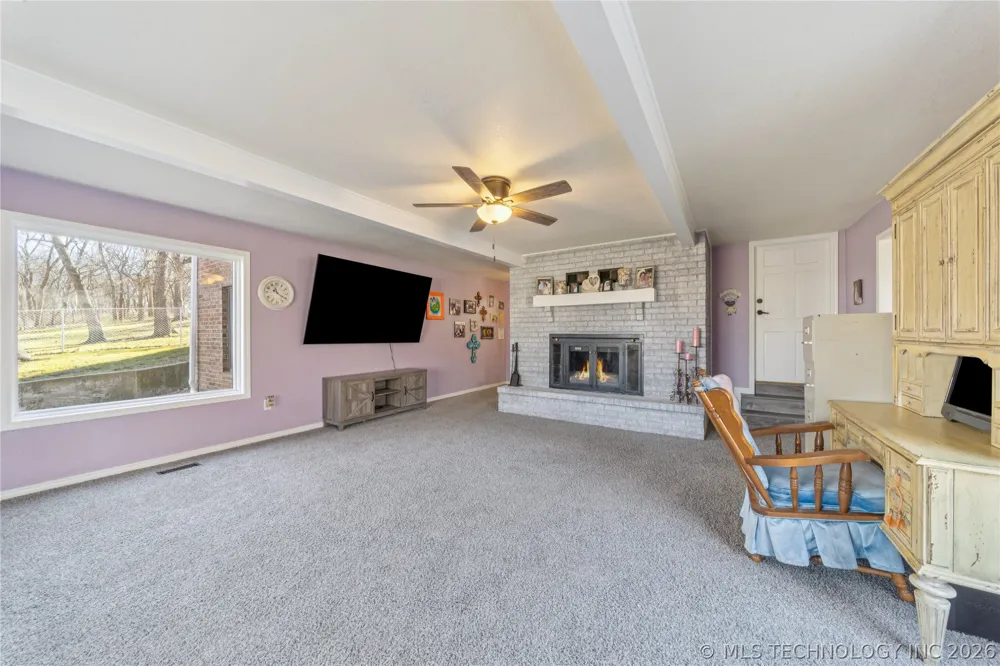 1701 Hopi Street Chouteau, OK 74337