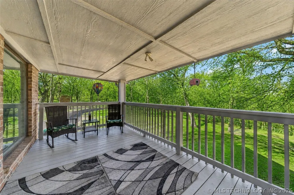 1701 Hopi Street Chouteau, OK 74337