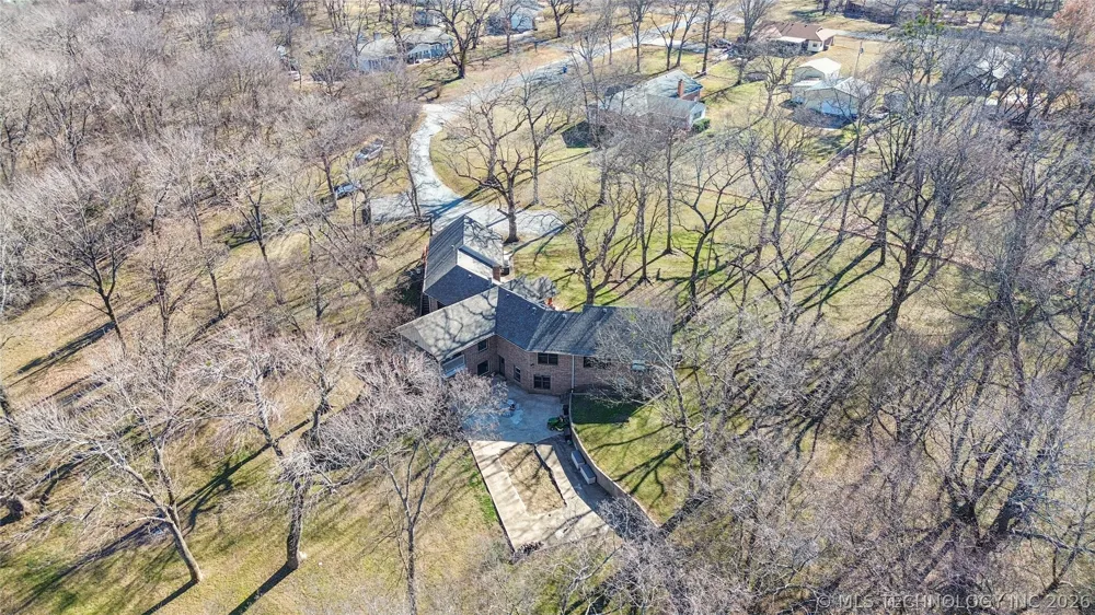 1701 Hopi Street Chouteau, OK 74337