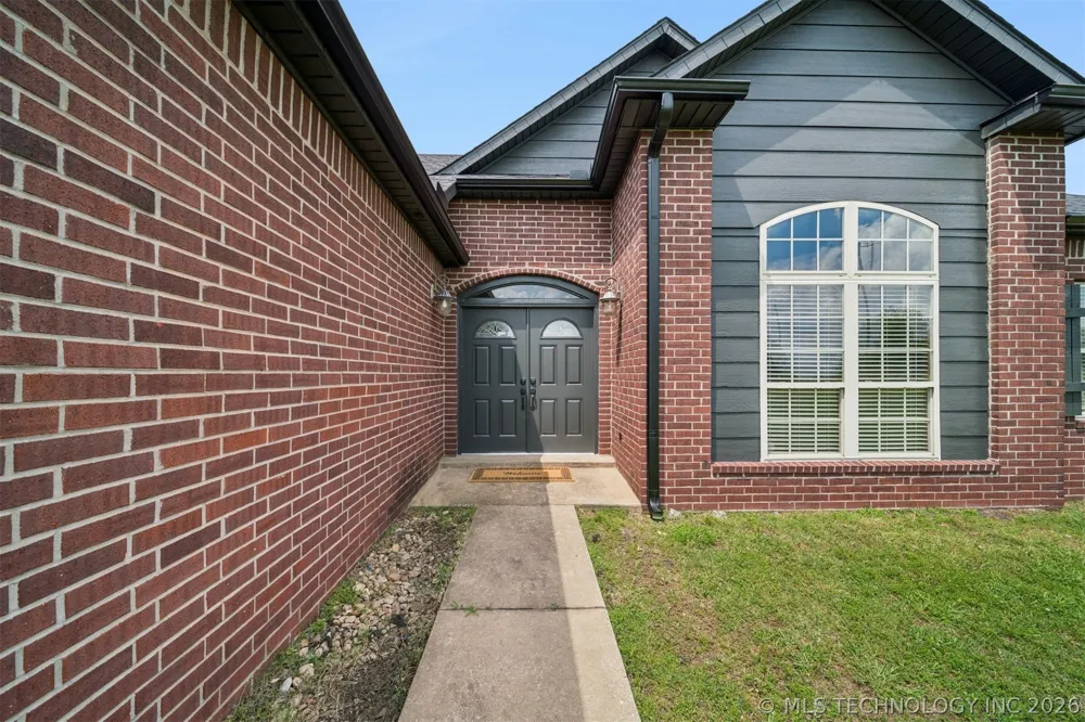 19687 E 595 ROAD Inola, OK 74036