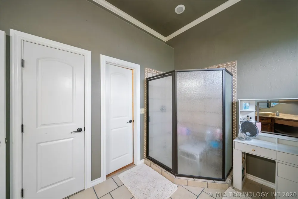19687 E 595 ROAD Inola, OK 74036