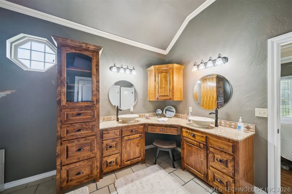 19687 E 595 ROAD Inola, OK 74036