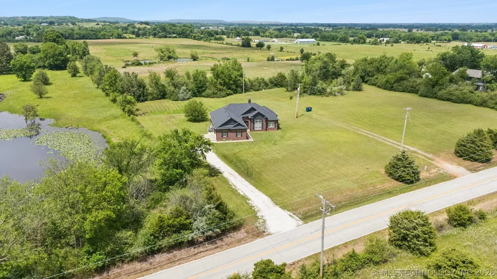 19687 E 595 ROAD Inola, OK 74036