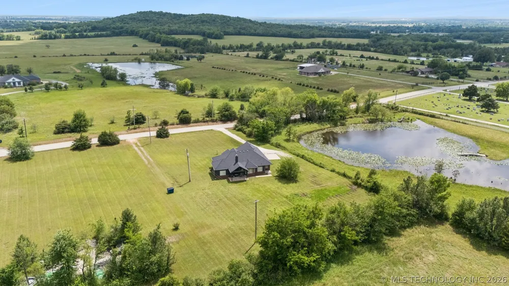 19687 E 595 ROAD Inola, OK 74036
