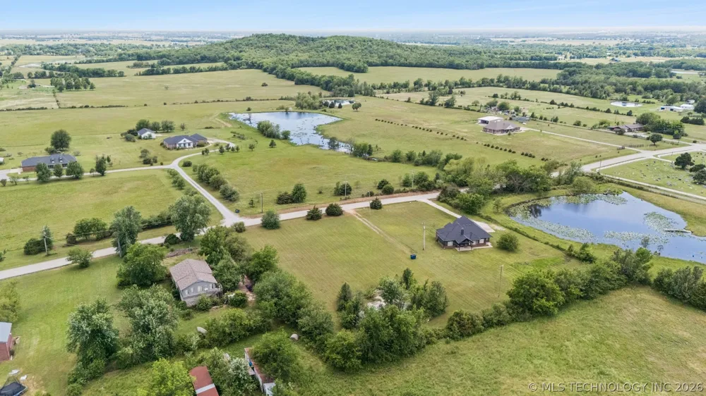 19687 E 595 ROAD Inola, OK 74036