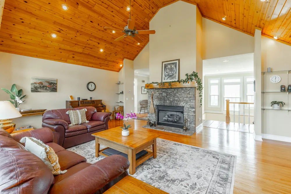 7015 B And K Ranch Road Georgetown, TN 37336