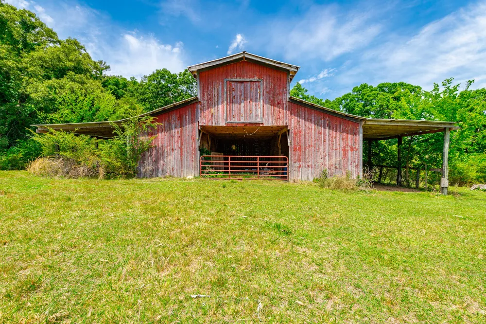 7015 B And K Ranch Road Georgetown, TN 37336