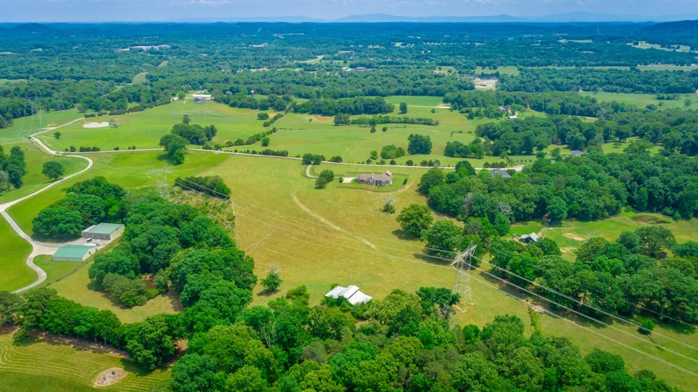 7015 B And K Ranch Road Georgetown, TN 37336