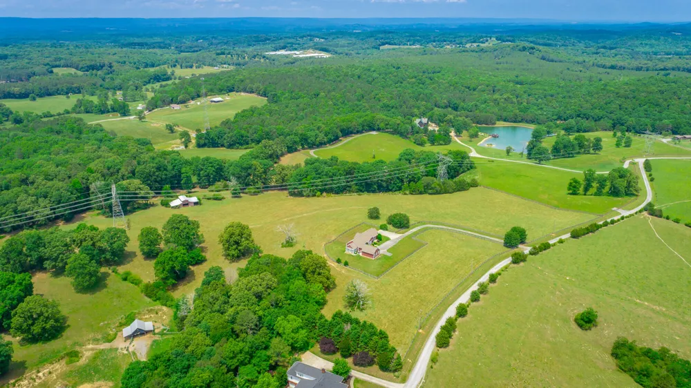 7015 B And K Ranch Road Georgetown, TN 37336
