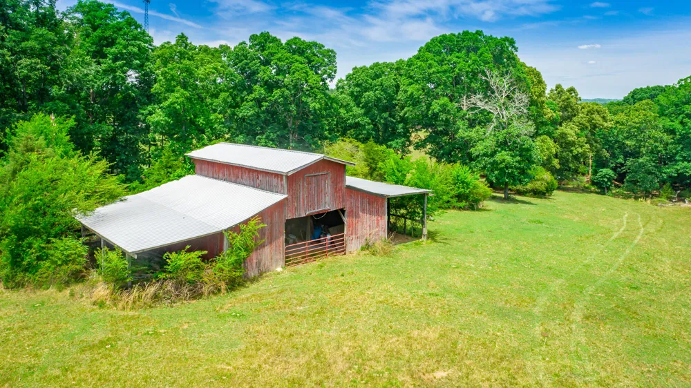 7015 B And K Ranch Road Georgetown, TN 37336