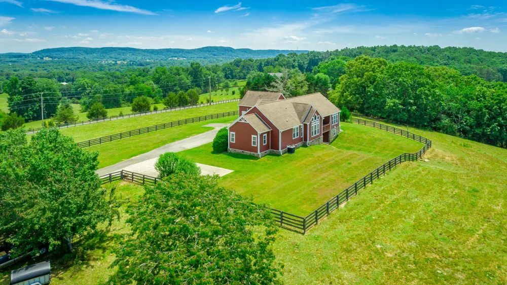 7015 B And K Ranch Road Georgetown, TN 37336