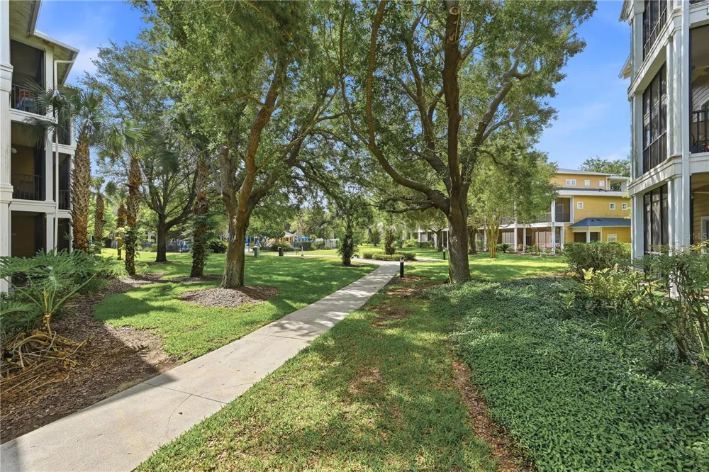 102 RUM RUN #37-102 Davenport, FL 33897