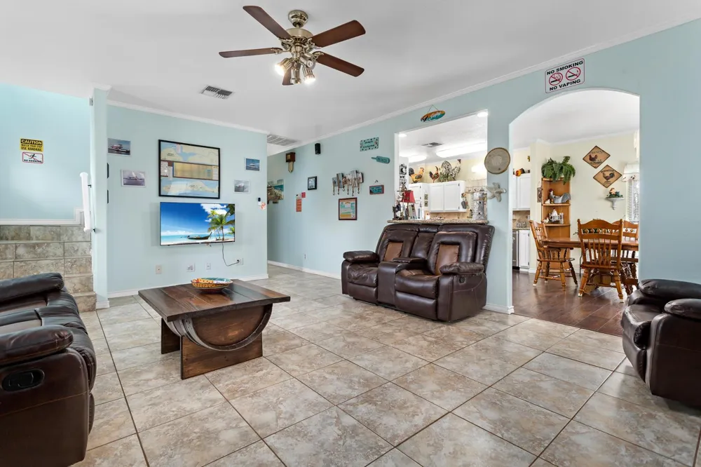 1216 Overton Avenue Port Bolivar, TX 77650