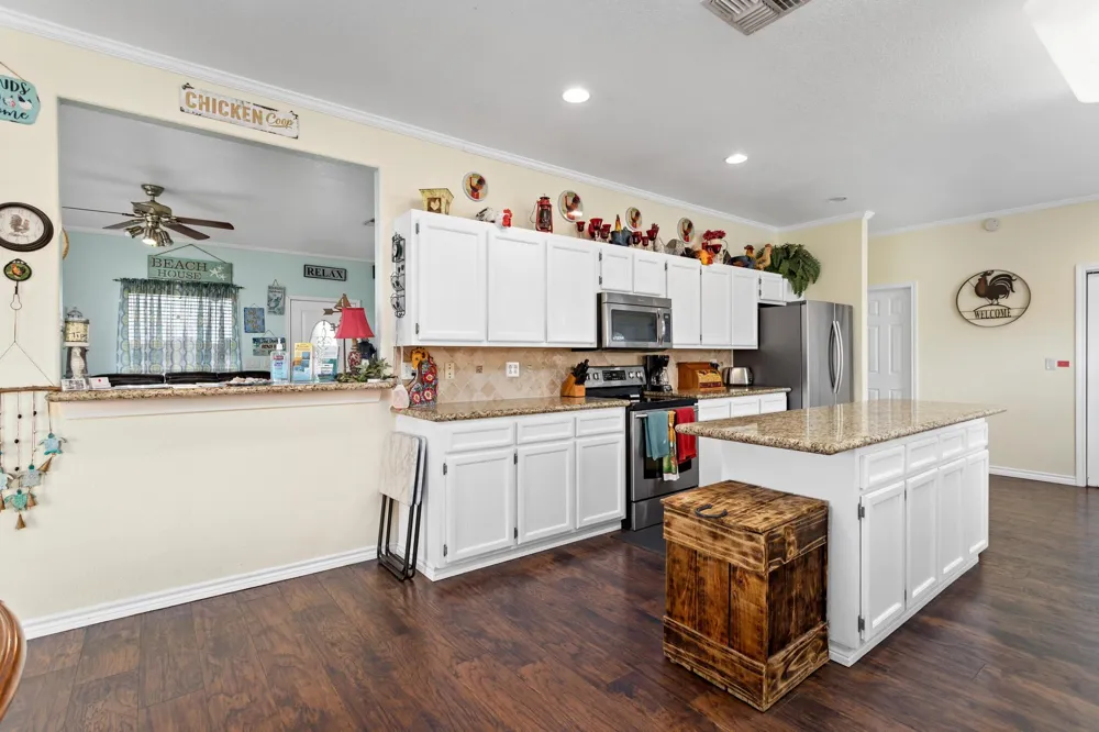1216 Overton Avenue Port Bolivar, TX 77650