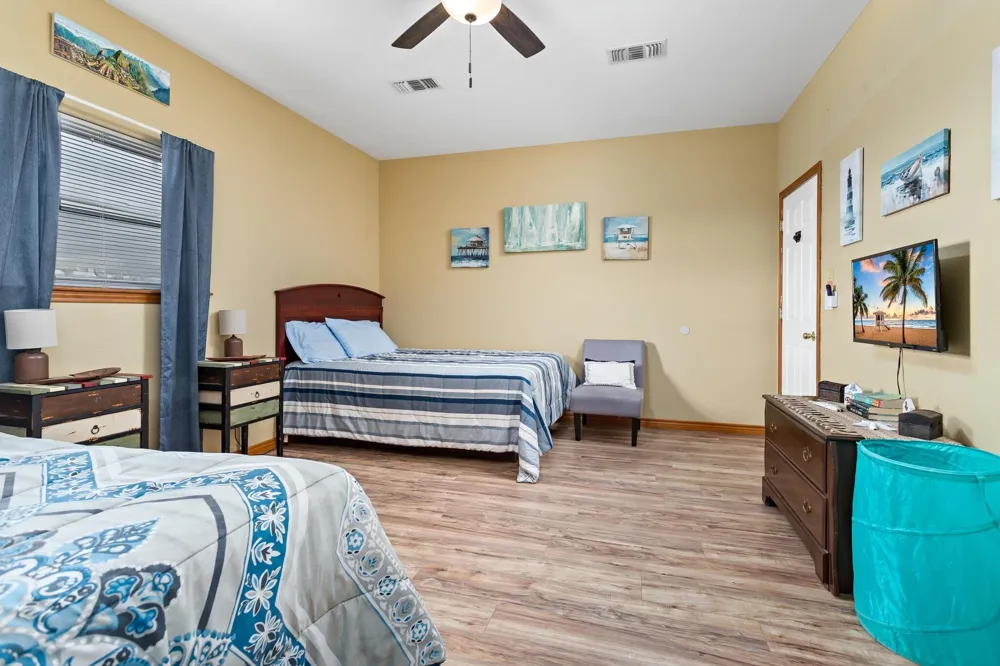 1216 Overton Avenue Port Bolivar, TX 77650