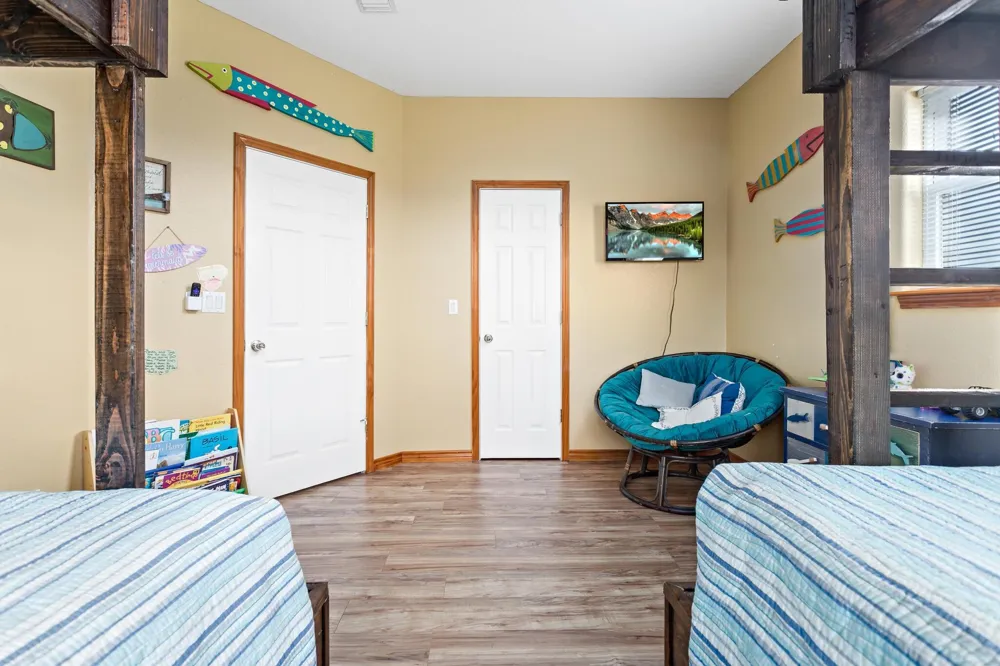 1216 Overton Avenue Port Bolivar, TX 77650