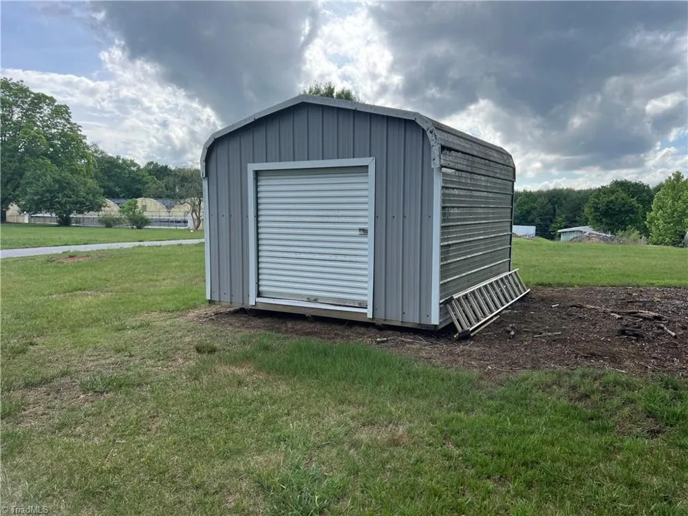 3798 Clingman Road Ronda, NC 28670