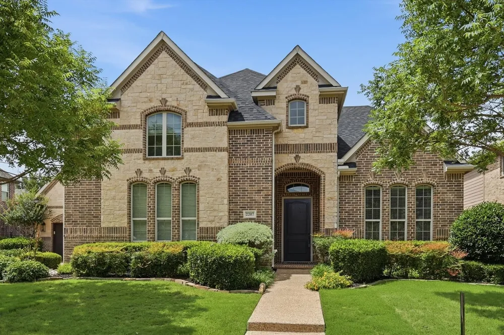 2207 Malin Drive Trophy Club, TX 76262