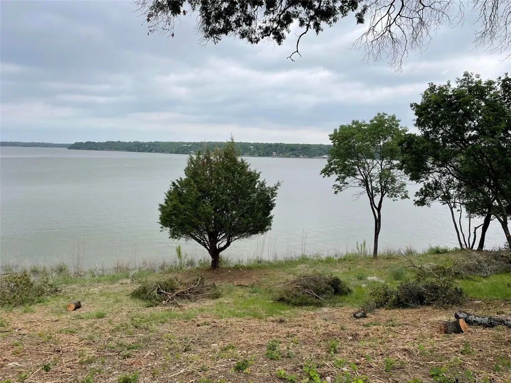 8501 Heron Drive Fort Worth, TX 76108