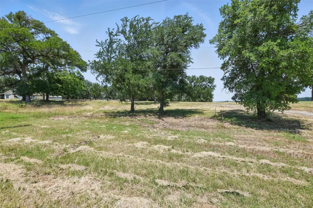 8501 Heron Drive Fort Worth, TX 76108