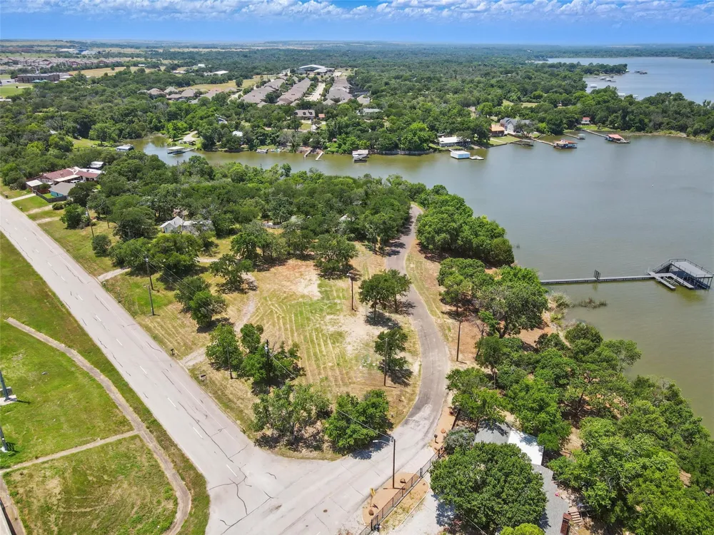 8501 Heron Drive Fort Worth, TX 76108