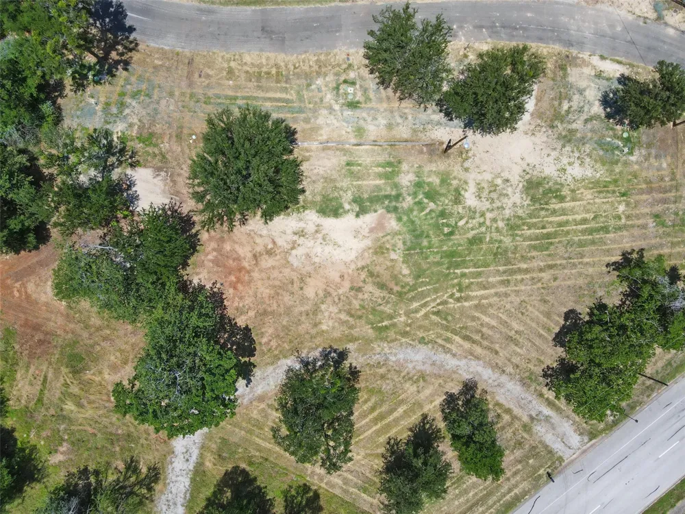 8501 Heron Drive Fort Worth, TX 76108
