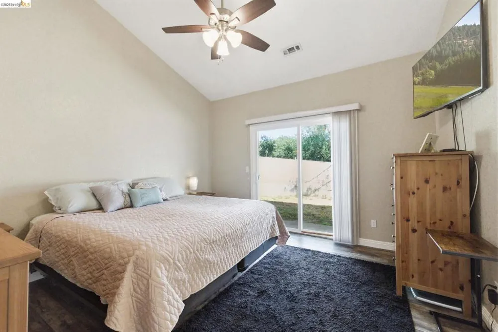18272 Cara Lane Jamestown, CA 95327