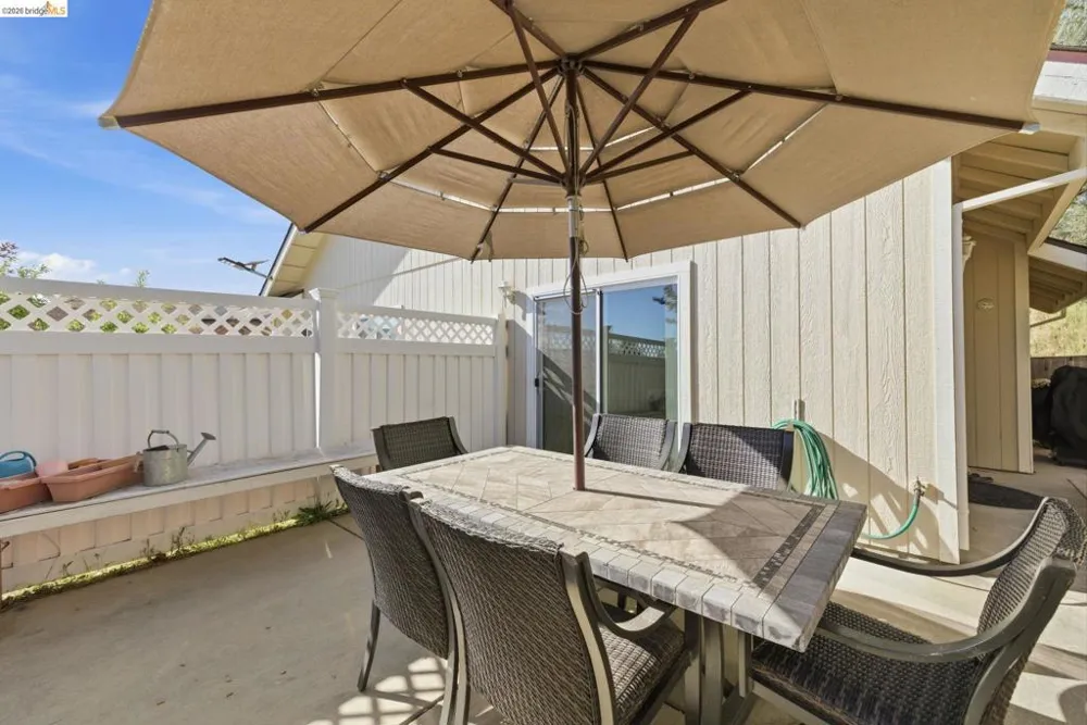 18272 Cara Lane Jamestown, CA 95327
