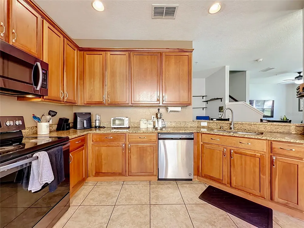3531 PINE OAK TRAIL Sanford, FL 32773