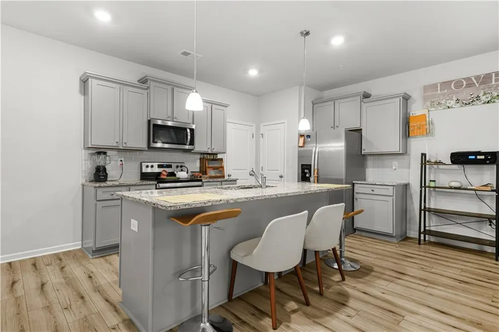 11649 Mendenhall Court Hampton, GA 30228