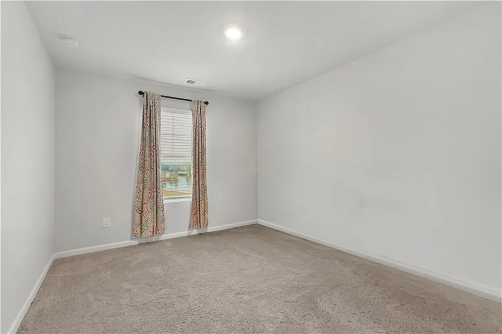 11649 Mendenhall Court Hampton, GA 30228