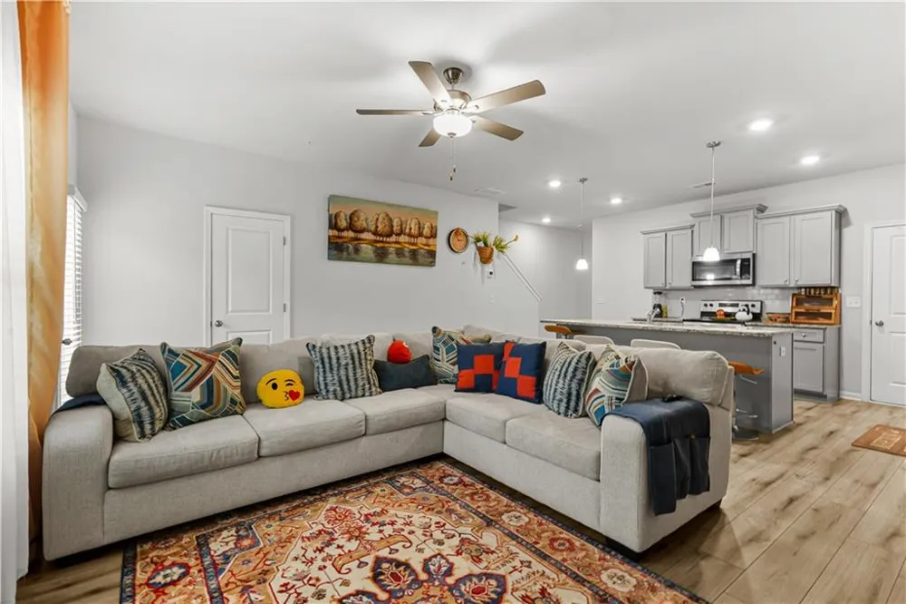11649 Mendenhall Court Hampton, GA 30228