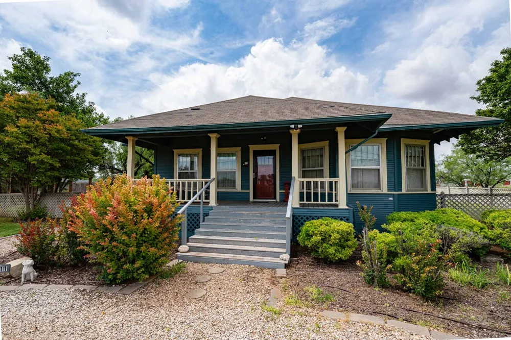911 23rd Street Anson, TX 79501