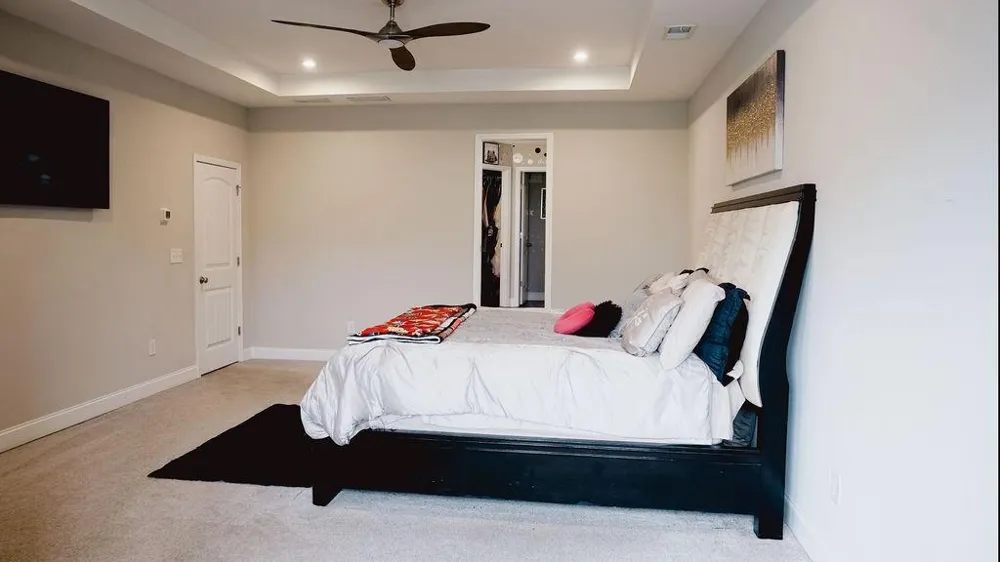 4924 Creekside Lane Powder Springs, GA 30127