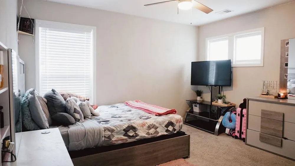 4924 Creekside Lane Powder Springs, GA 30127