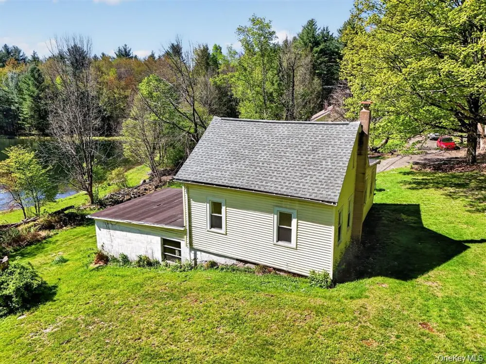 66-68 Spook Hole Road Ellenville, NY 12428