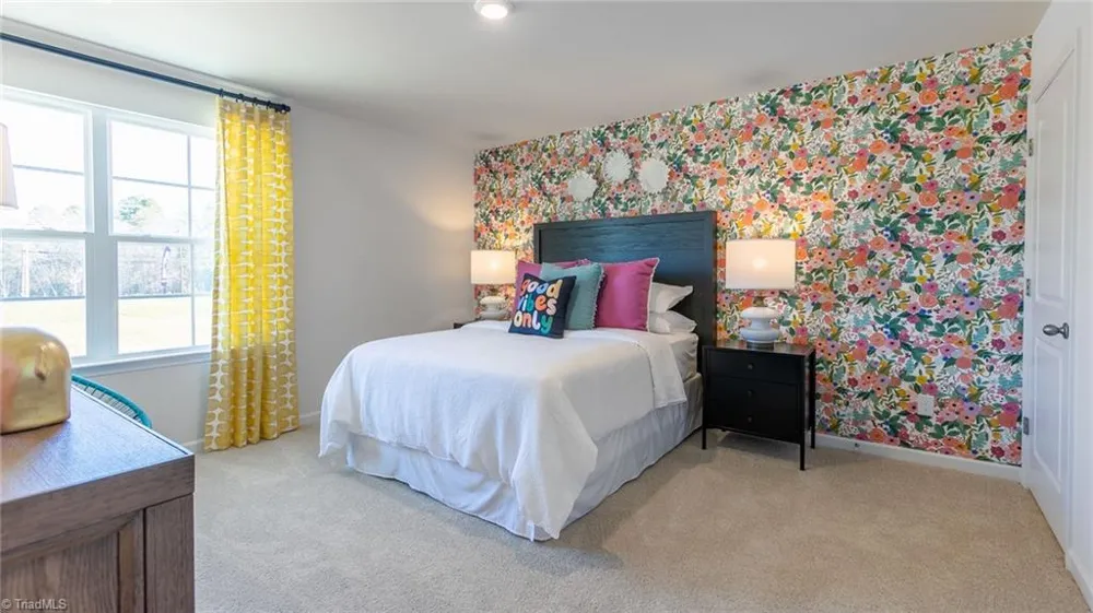 2447 Foxtail Lane Yadkinville, NC 27055