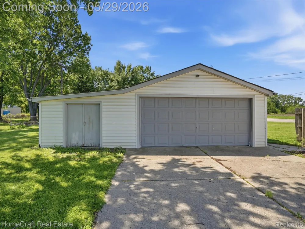 31245 BEVERLY ROAD Romulus City, MI 48174