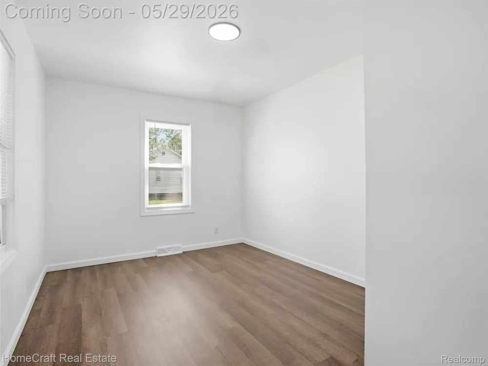 31245 BEVERLY ROAD Romulus City, MI 48174
